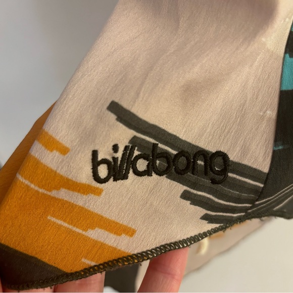 Billabong Spaghetti Strap Flowy Lined Tank Top, Size Large. Geometric Pattern. - Picture 5 of 8